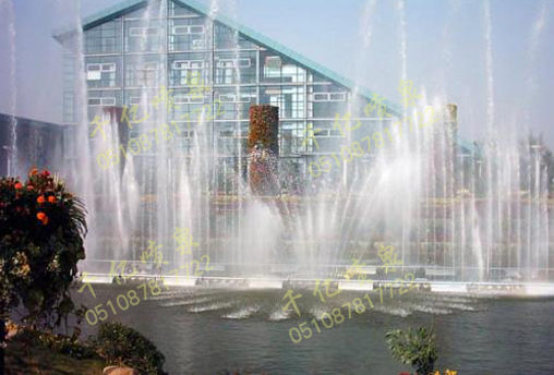 Floating fountain 022