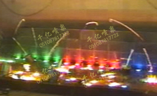 Light dancing fountain 001