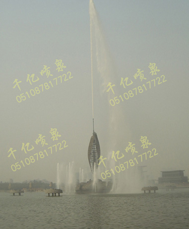 Ultra high fountain 010